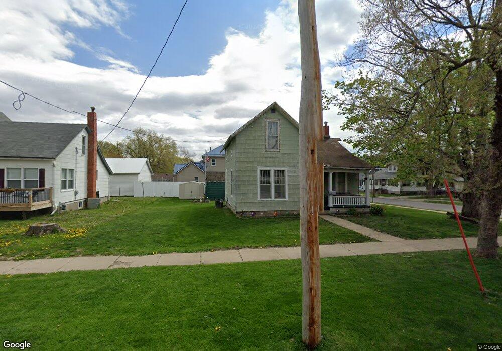 402 E 5th St N, Newton, IA 50208 - photo 1