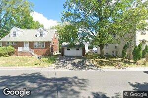 66 Falls Bridge Dr, Totowa, NJ 07512