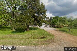 82 Magnolia Dr, Macon, MS 39341