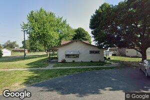 401 E 2nd St, Tampico, IL 61283