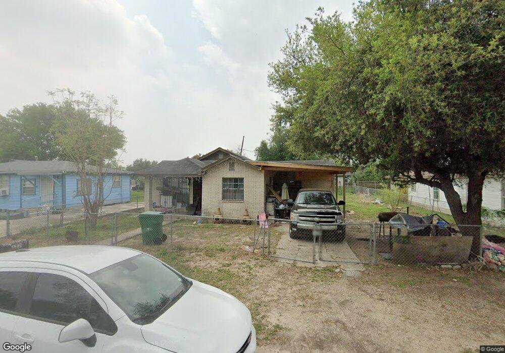 422 E Wright Ave, Pharr, TX 78577 - photo 1