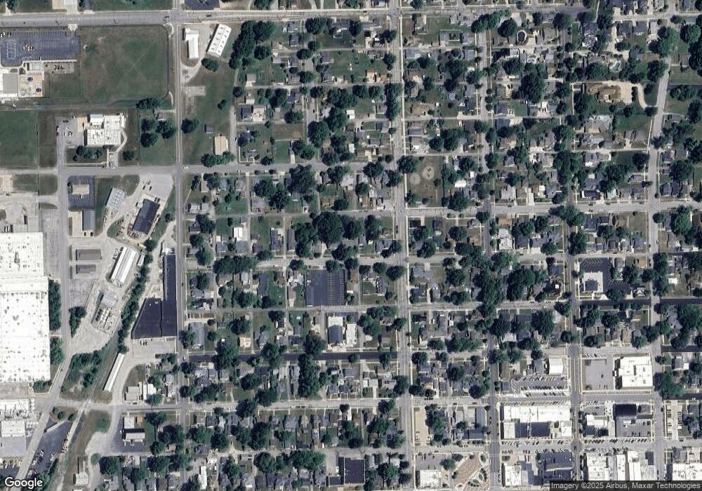 312 W 2nd St, Auburn, IN 46706 - photo 1