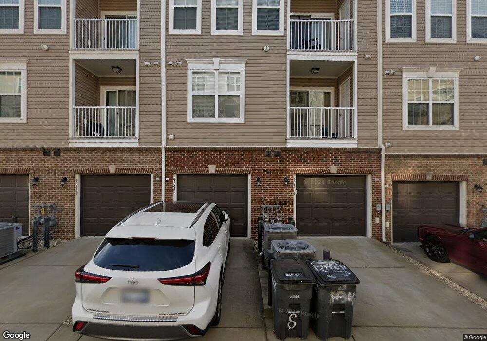 43579 Helmsdale Terrace, Chantilly, VA 20152 - photo 1