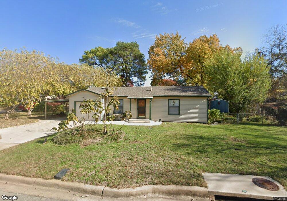 32 Lynn Ct, Hurst, TX 76053 - photo 1