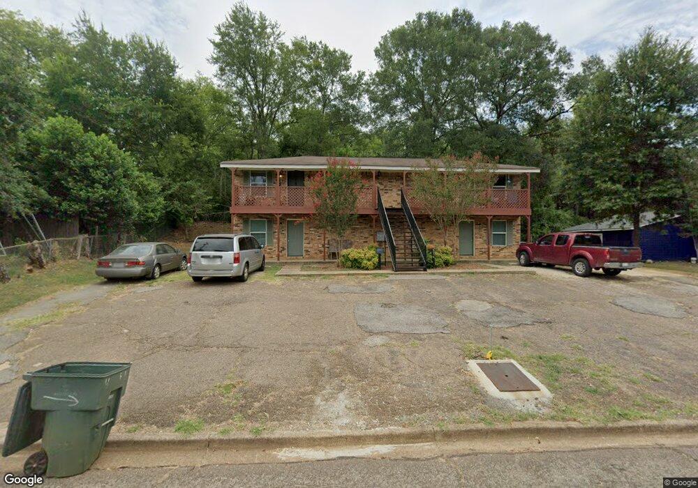 216 Wedgewood St unit Apartment 2, Nacogdoches, TX 75961 - photo 1