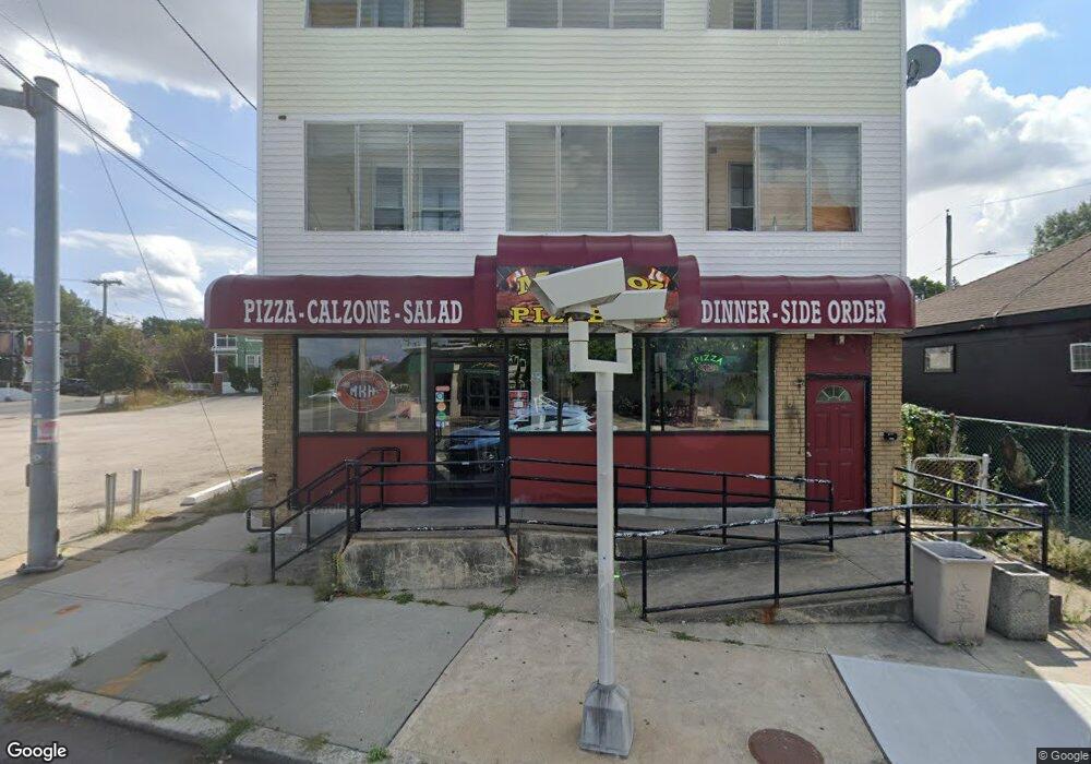 680 Admiral St, Providence, RI 02908 - photo 1