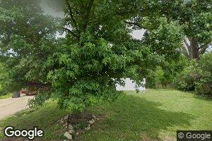 305 Southeastern Dr, Macon, MO 63552