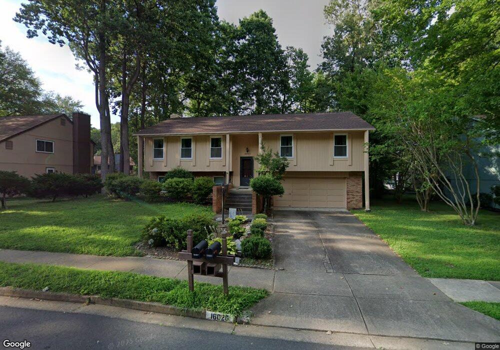 16020 Fairway Dr, Dumfries, VA 22025 - photo 1