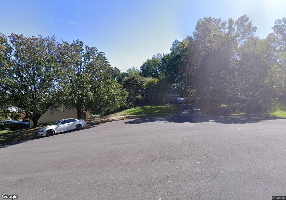 2500 Carol Place, Falls Church, VA 22046 - photo 1