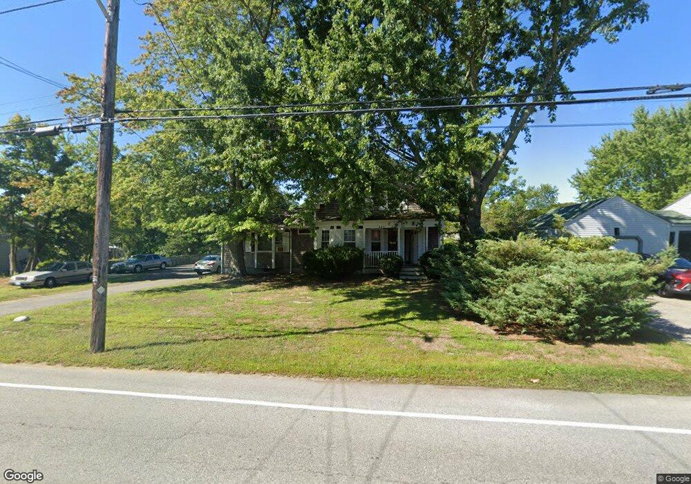 407 Buttonwoods Ave, Warwick, RI 02886 - photo 1