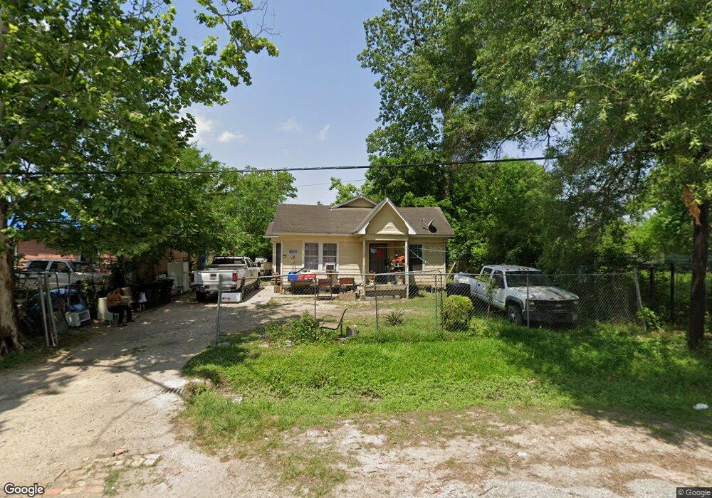 9001 Dandy St, Houston, TX 77016 - photo 1