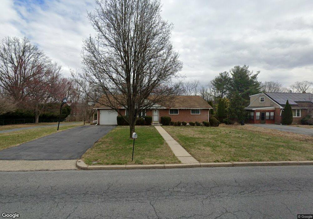 3133 Stoudts Ferry Bridge Rd, Reading, PA 19605 - photo 1