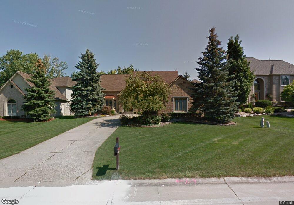 1180 Olympia Dr, Rochester Hills, MI 48306 - photo 1