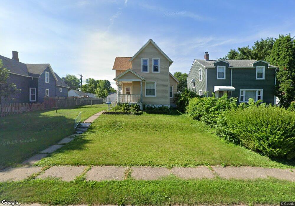 1627 W 14th St, Davenport, IA 52804 - photo 1