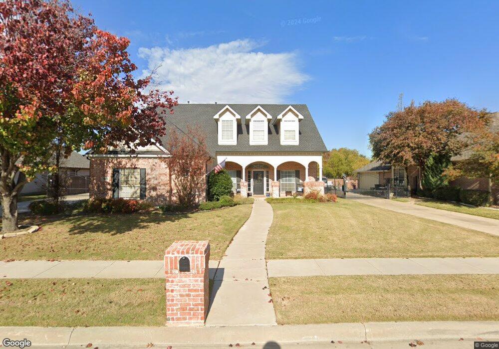 9009 Wild Horse Dr, North Richland Hills, TX 76182 - photo 1
