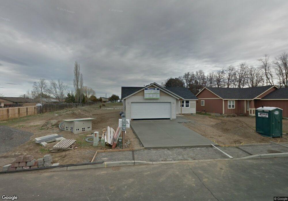 3267 SW Peridot Ave, Redmond, OR 97756 - photo 1