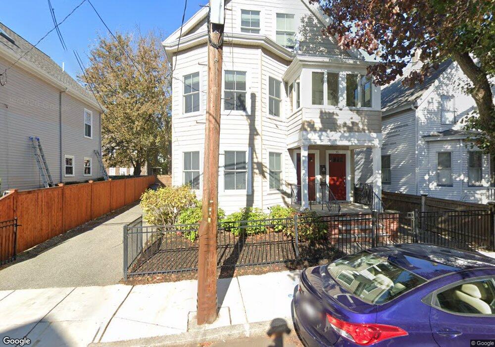 93 1/2 Dudley St unit 2, Cambridge, MA 02140 - photo 1