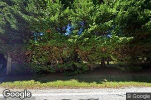 392 Beavertail Rd, Jamestown, RI 02835