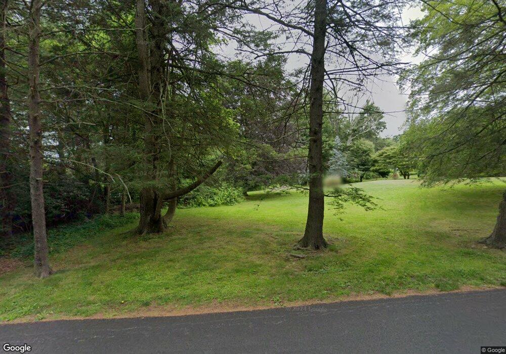 11 Shad Rd W, Pound Ridge, NY 10576 - photo 1