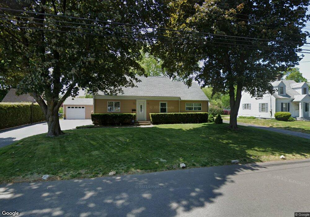 165 Acton Rd, Bridgeport, CT 06606 - photo 1