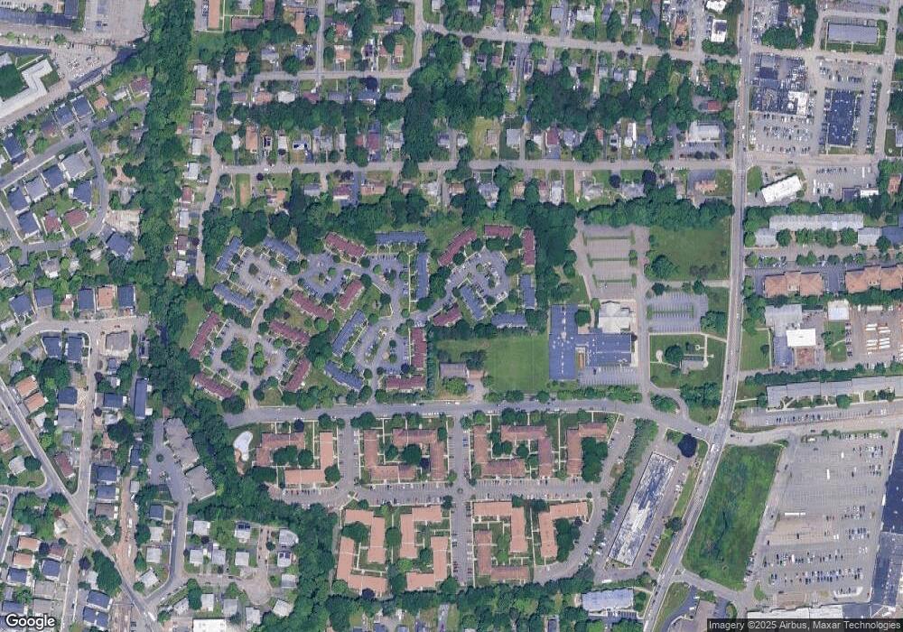 108 Creekside Cir, Spring Valley, NY 10977 - photo 1