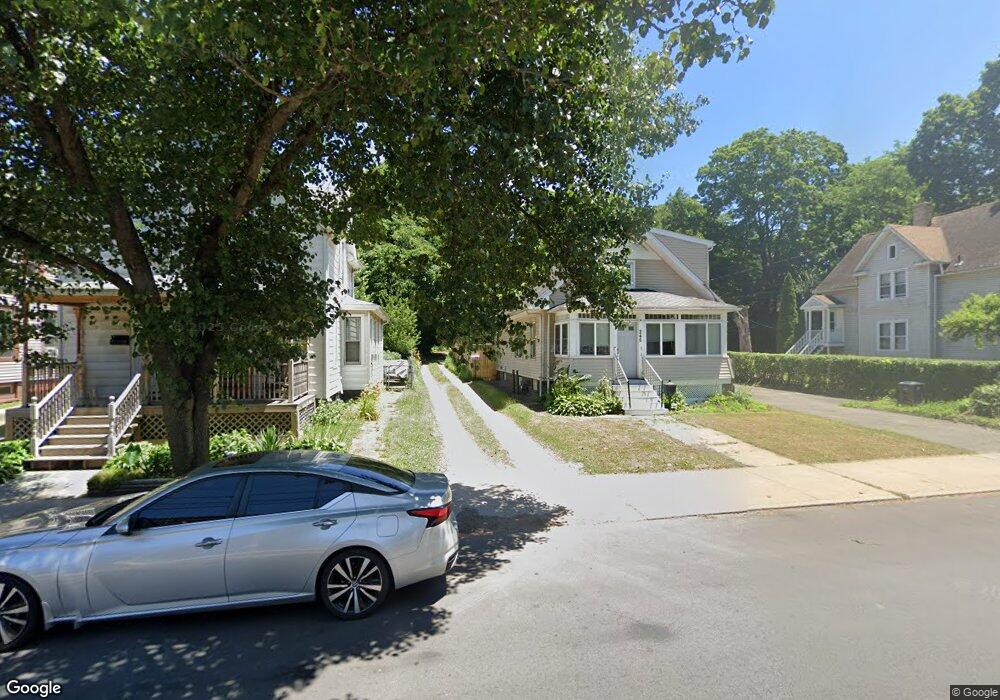 235 Blake St, New Haven, CT 06515 - photo 1