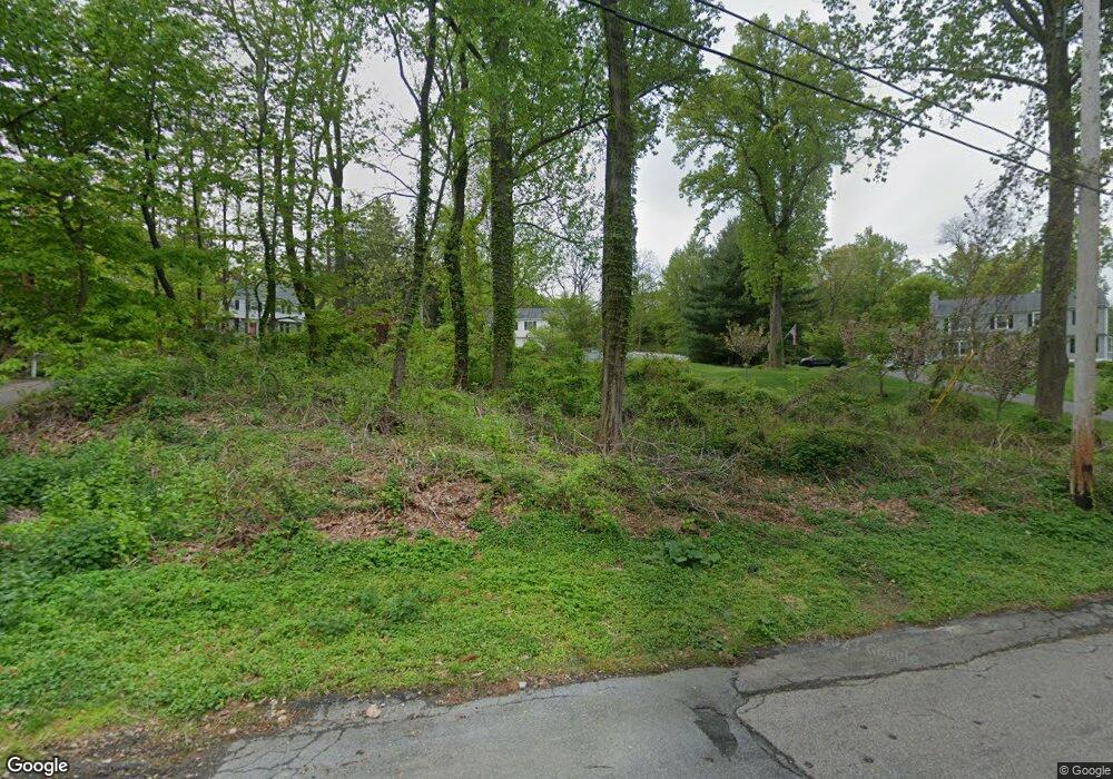 2 Woodlea Ln, Briarcliff Manor, NY 10510 - photo 1