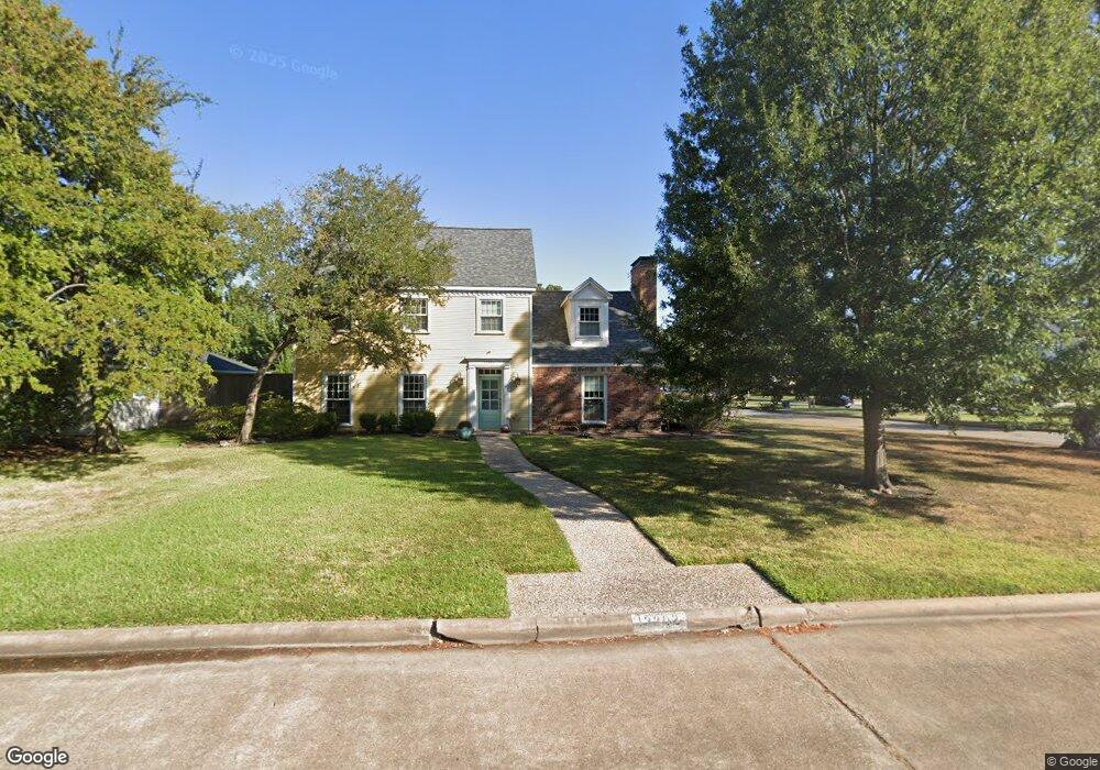 13302 Alchester Ln, Houston, TX 77079 - photo 1