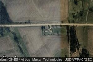 14865 283rd St, Zwingle, IA 52079
