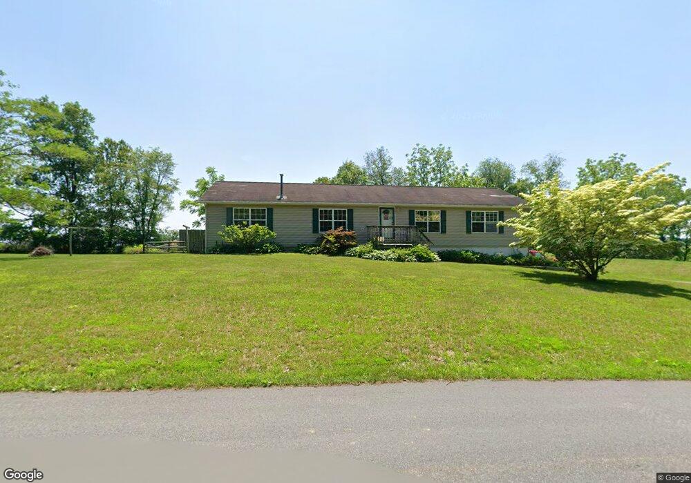 4860 Hilldale Rd, Slatington, PA 18080 - photo 1