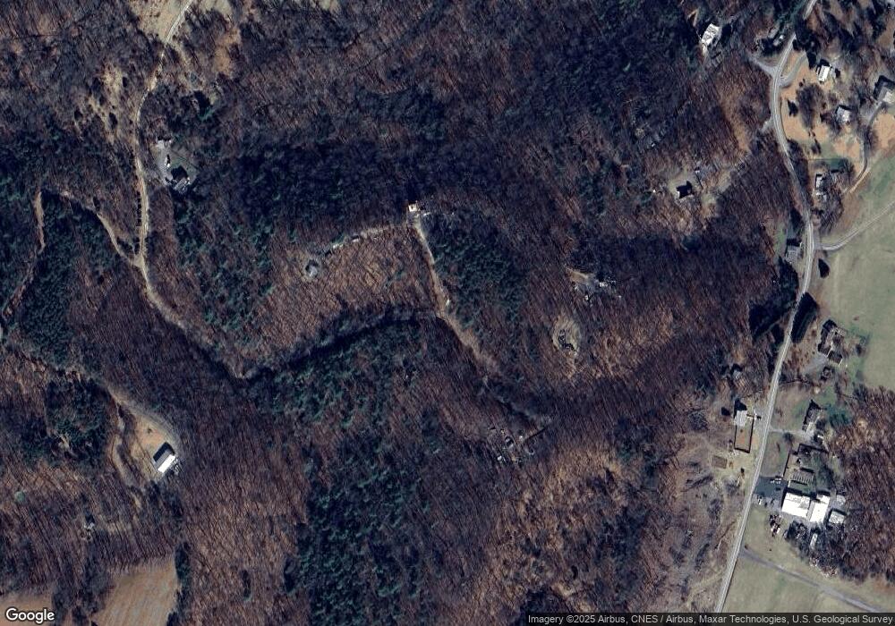 713 Mallard Creek Ln, Berkeley Springs, WV 25411 - photo 1