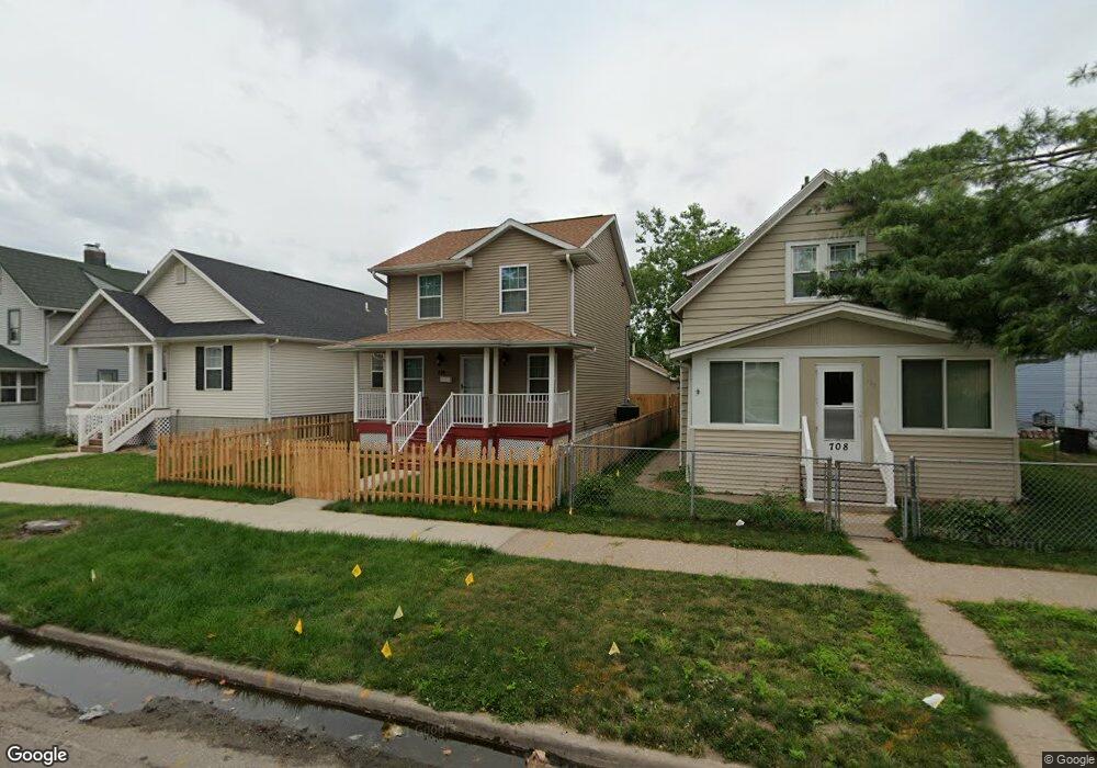 710 7th St SW, Cedar Rapids, IA 52404 - photo 1