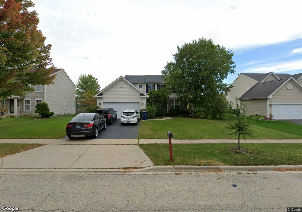 521 Lake Plumleigh Way, Algonquin, IL 60102 - photo 1