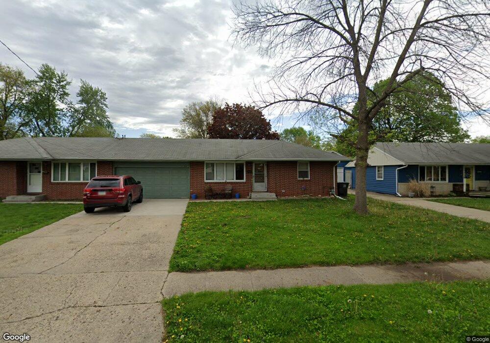 1913 E 27th Ct, Des Moines, IA 50317 - photo 1