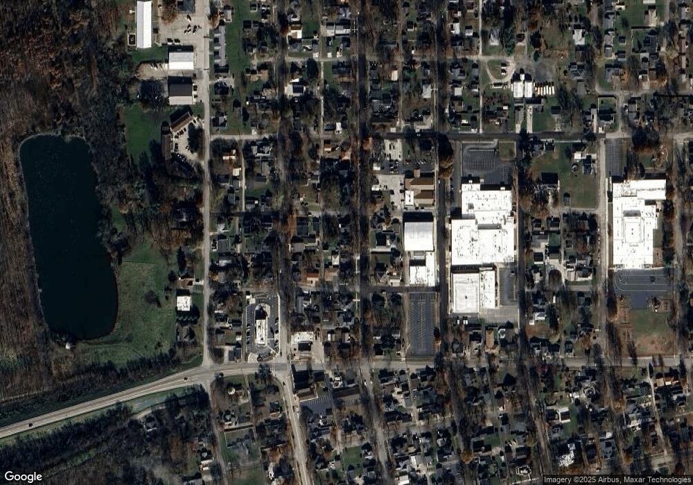 1015 4th St, Covington, IN 47932 - photo 1