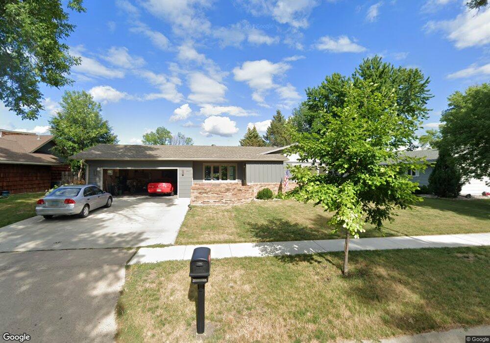 2843 Maple St N, Fargo, ND 58102 - photo 1