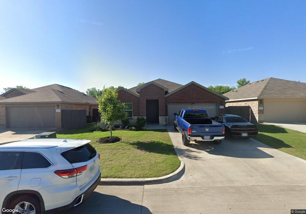 223 Seclusion Dr, Cleburne, TX 76033 - photo 1