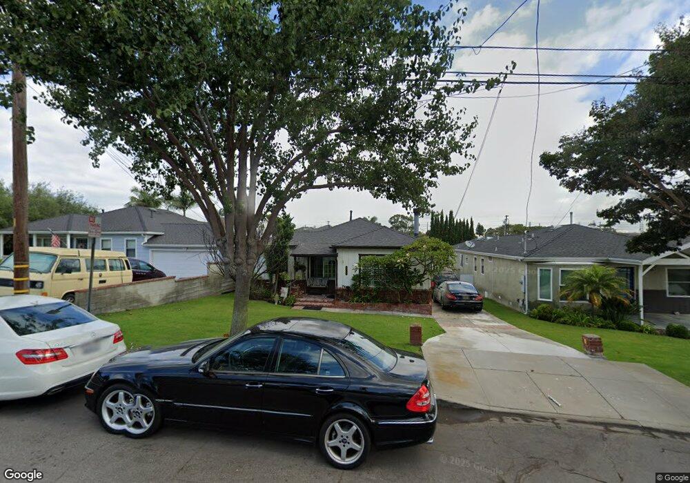 629 W Walnut Ave, El Segundo, CA 90245 - photo 1