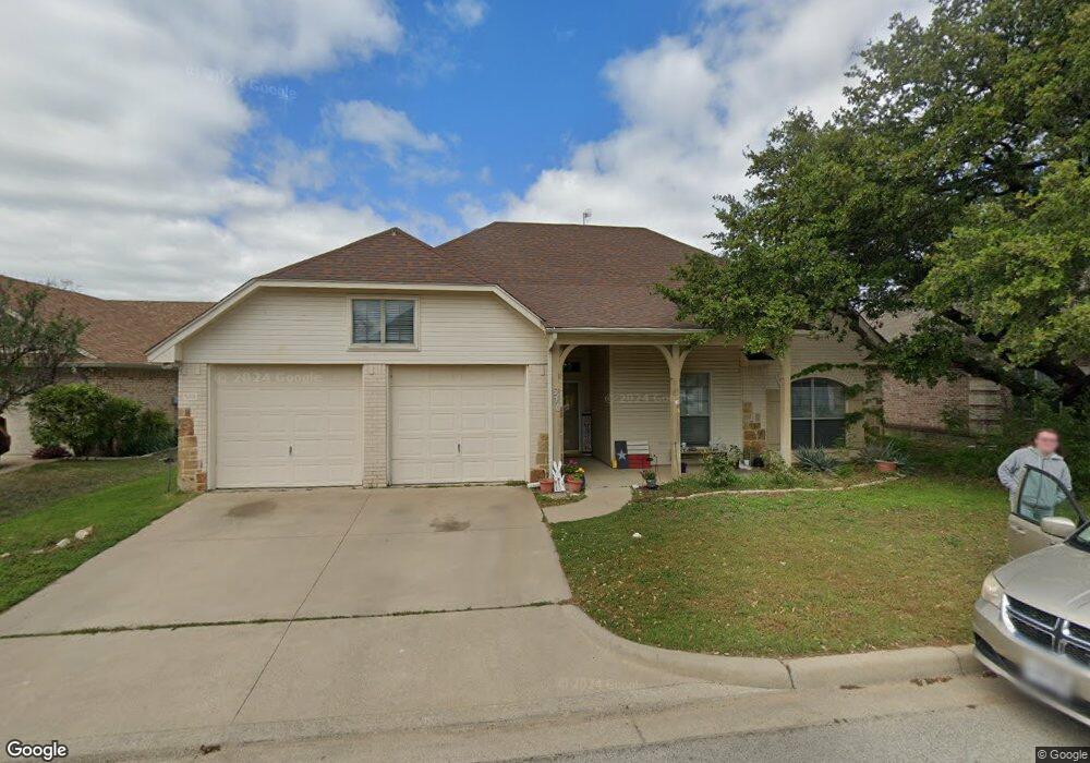 610 Elizabeth Place, Weatherford, TX 76086 - photo 1