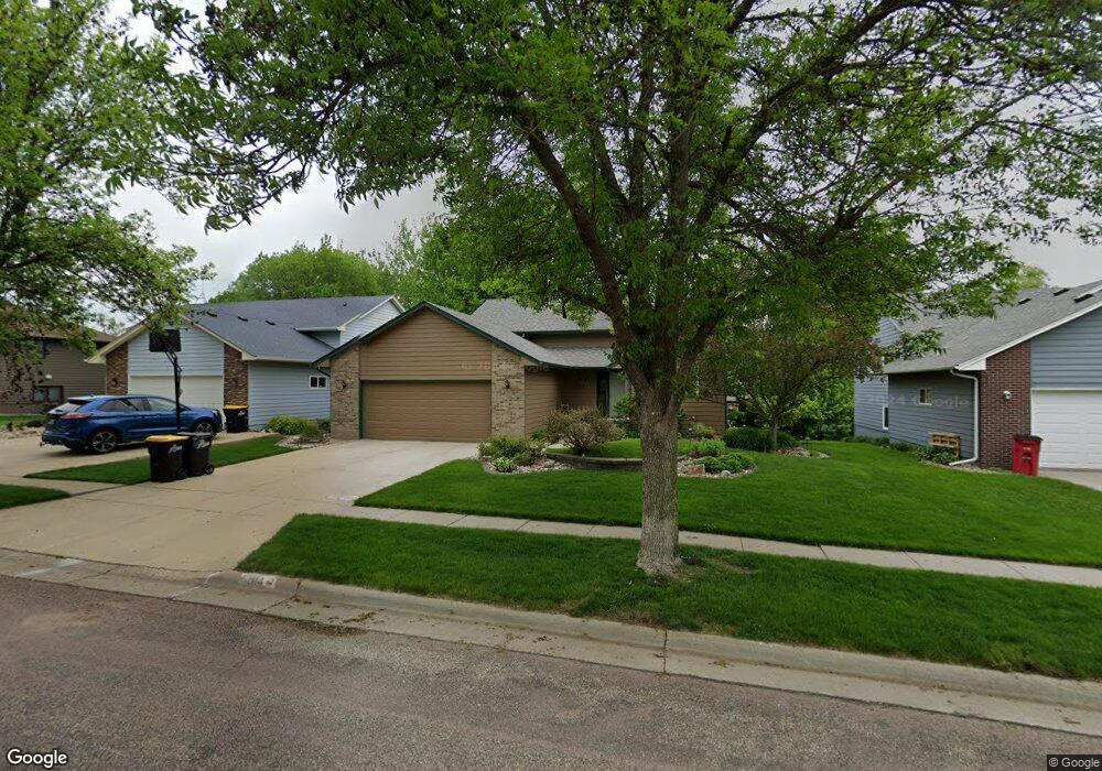 5204 E 28th St, Sioux Falls, SD 57110 - photo 1