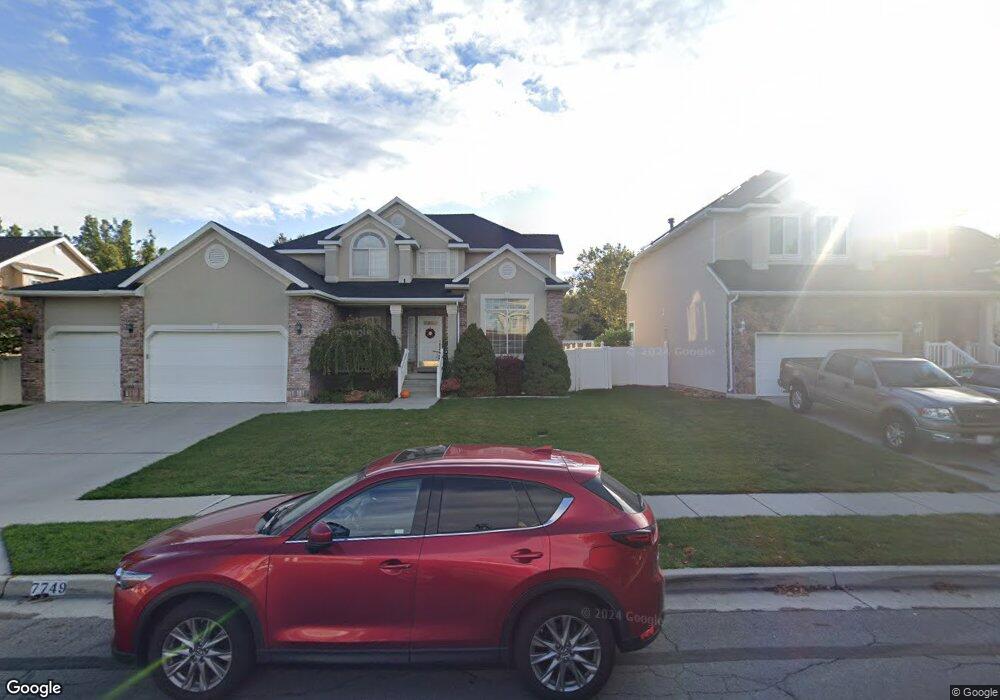 7769 Briarsprings Dr, Midvale, UT 84047 - photo 1