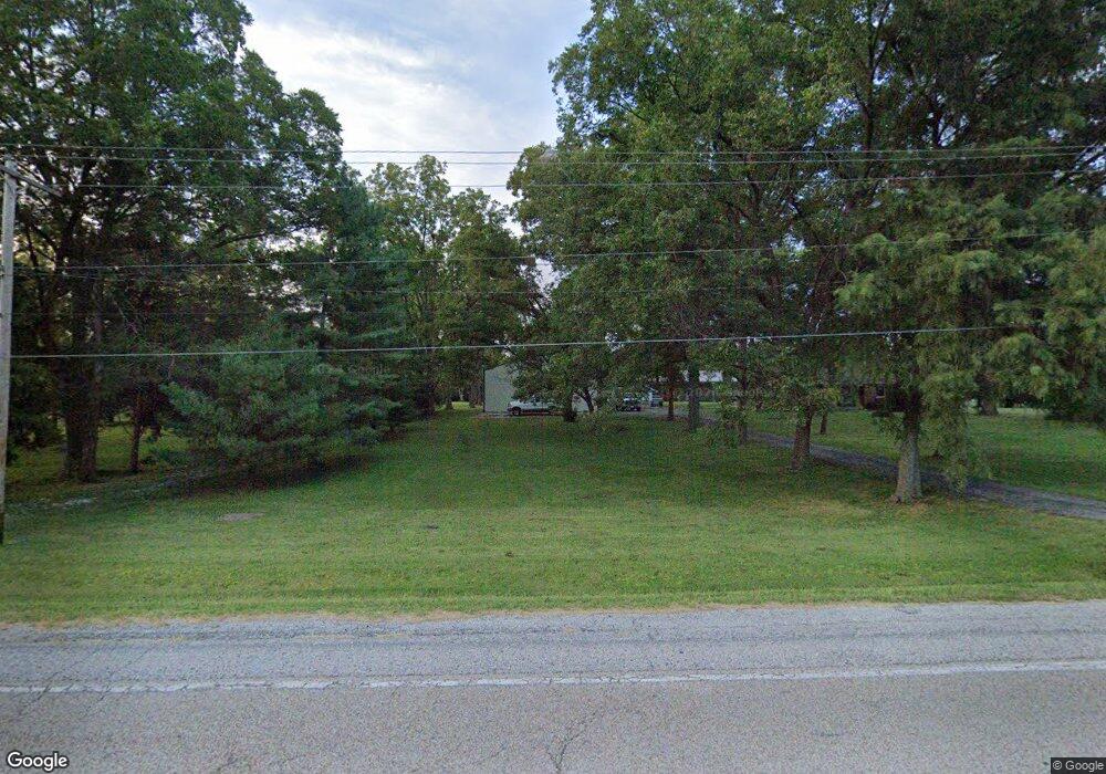 712 W Apple St, Freeburg, IL 62243 - photo 1