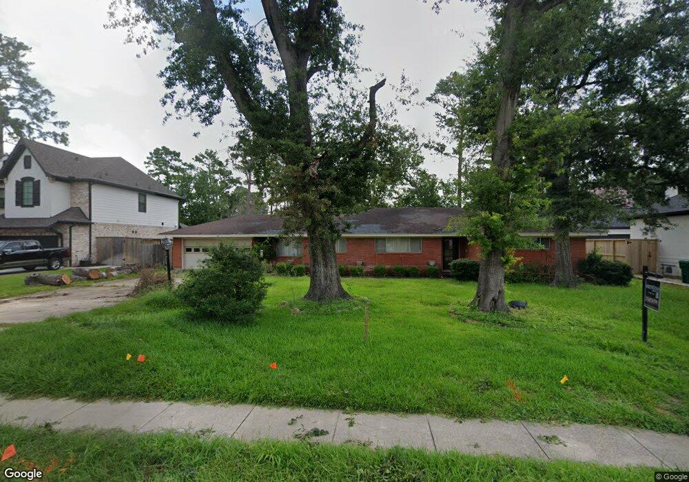 1614 Lynnview Dr, Houston, TX 77055 - photo 1