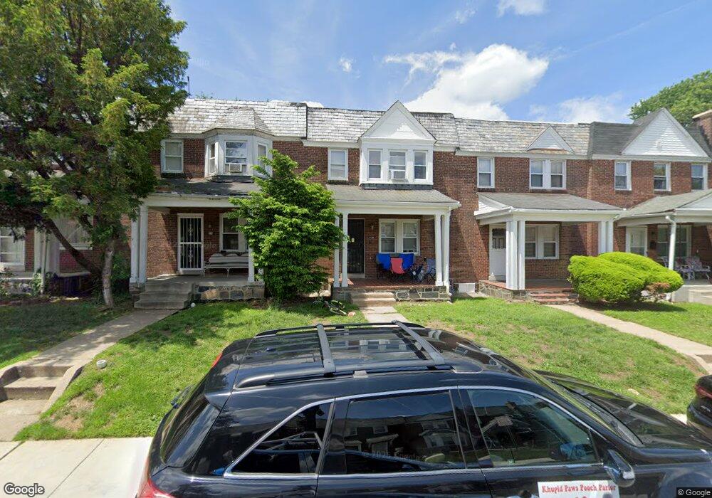 816 Lyndhurst St, Baltimore, MD 21229 - photo 1