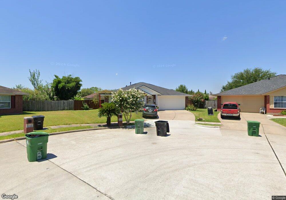 10910 Dove Park Ct, Houston, TX 77075 - photo 1