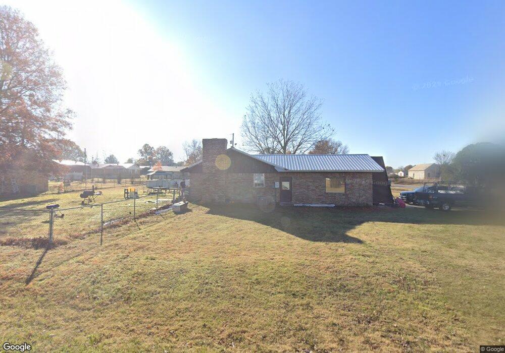 1002 S B St, Henryetta, OK 74437 - photo 1