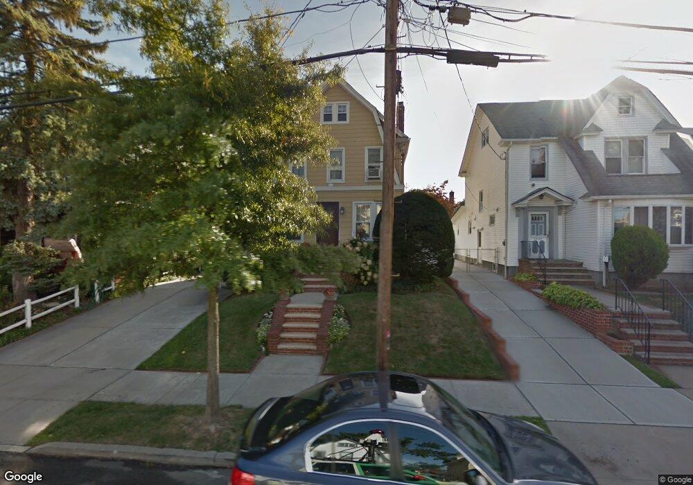 4335 168th St, Flushing, NY 11358 - photo 1