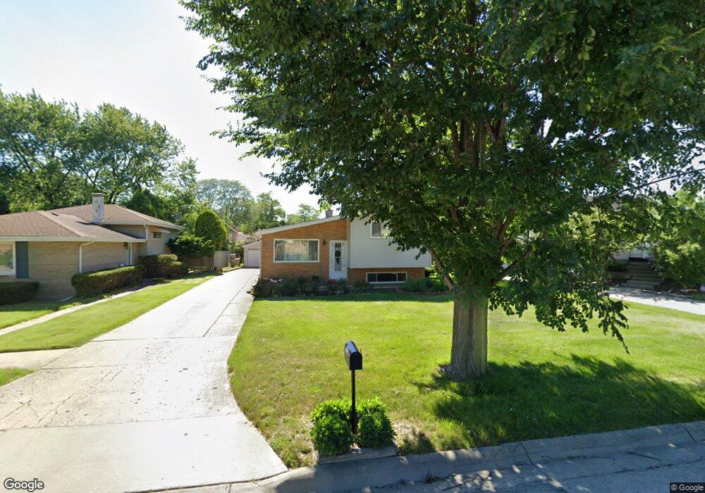 728 N Geneva Ave, Elmhurst, IL 60126 - photo 1