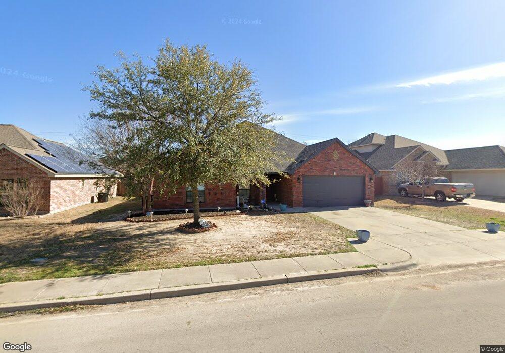 400 Lockwood Ln, Weatherford, TX 76087 - photo 1