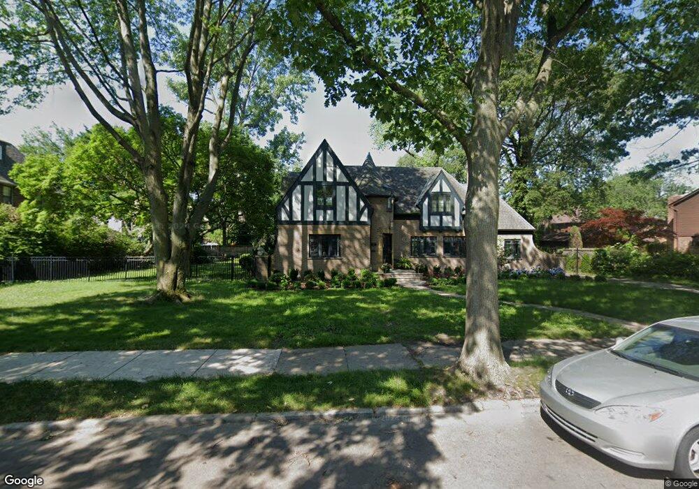 1213 Grayton St, Grosse Pointe Park, MI 48230 - photo 1